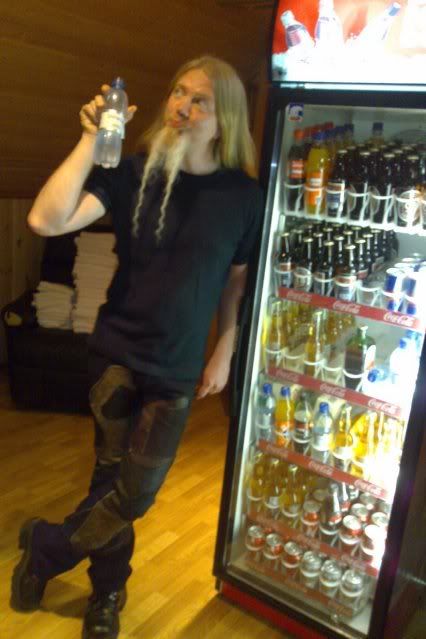 Marco Hietala pictures - Page 2 200907111002