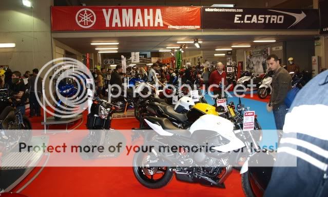 SALON DE LA MOTO SEVILLA 2011 P2265930