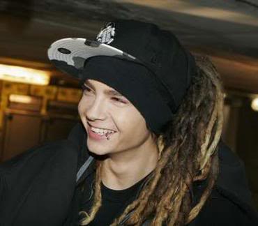 Uma foto  escolha ^^ . - Pgina 4 TomKaulitz57