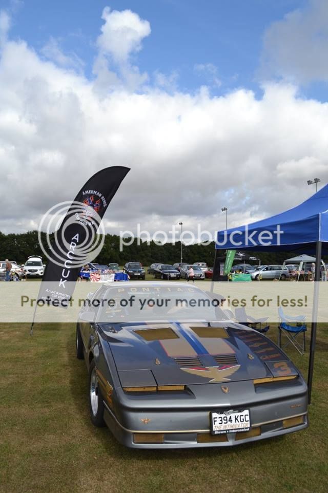 CLACTON CLASSIC CAR CLUB SHOW 28 AUGUST photos 14184318_10208165001937400_5444613217587450890_n_zps748zbi6v