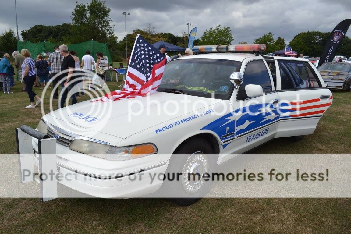 CLACTON CLASSIC CAR CLUB SHOW 28 AUGUST photos 14102804_10208165108420062_4499176464067816344_o_zpsaoxzmsop