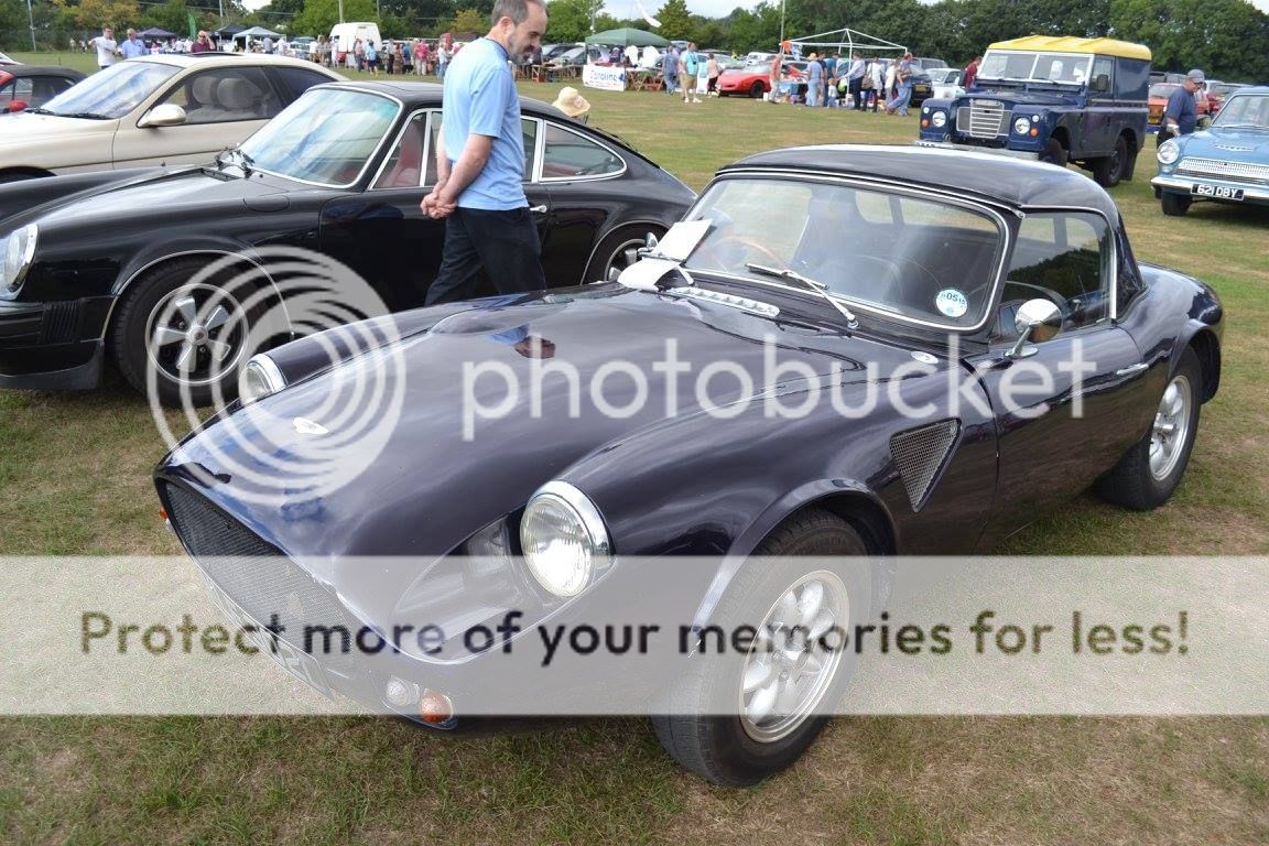 CLACTON CLASSIC CAR CLUB SHOW 28 AUGUST photos 14124291_10208165030178106_4965861434295138348_o_zpsawnjr9ei