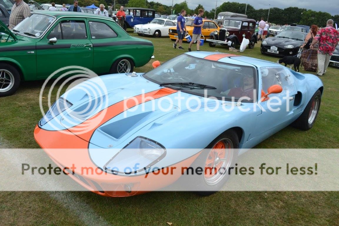 CLACTON CLASSIC CAR CLUB SHOW 28 AUGUST photos 14188278_10208165193182181_1048785988566692332_o_zpst8qprwcc