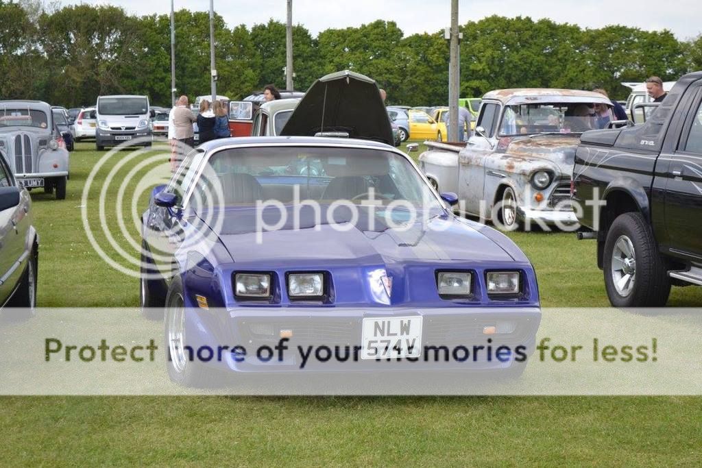 Clacton Classic Car show May 15th photos 13235460_10207397245743975_1373478642183442699_o_zps60dsk3eo