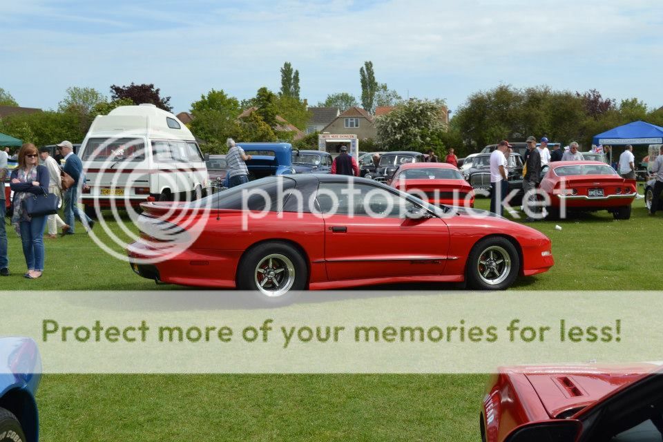 Clacton Classic Car Show photos 11139397_10204959780288862_7712593786991170768_n_zpsf0hdlxhc