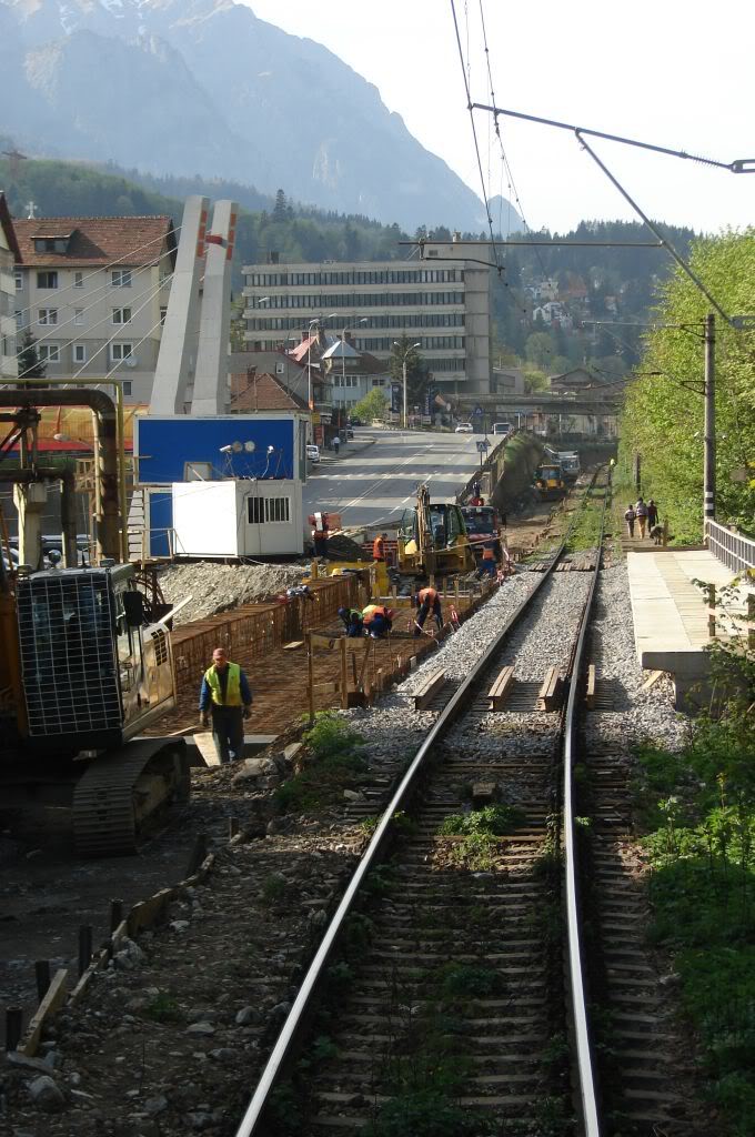 M 300 : Bucuresti Nord - Brasov - Cluj Napoca - Episcopia Bihor - Pagina 3 DSC04700