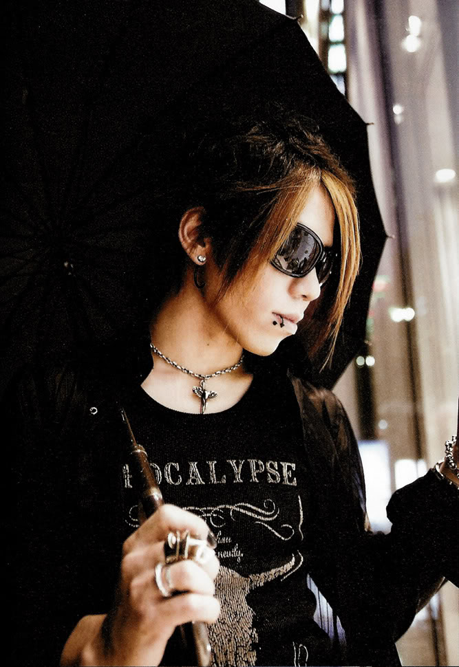 GazettE (Visual kei) - Pgina 12 Aoi64