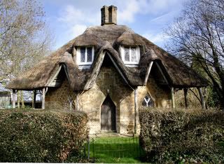 Louisa's Cottage and Mill Fotolia_2556035_M