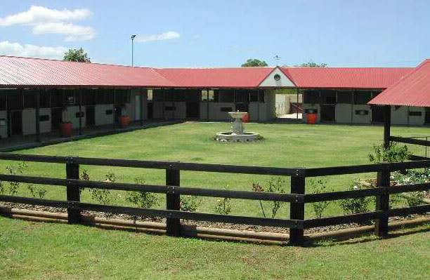 Slike štala Stables3