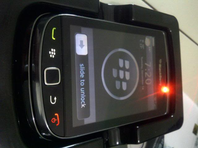Blackberry 9800 AKA Torch IMG-20101214-00156