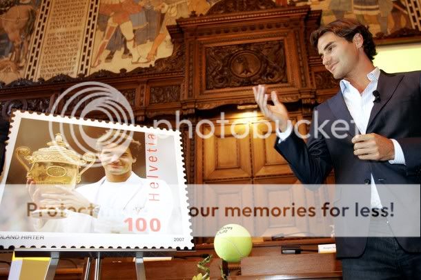 Roger : 2007 Off-Court Photos April10_2007_RoFed-postage-Stamp-1