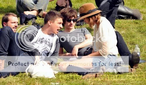 The Last Shadow Puppets en Leeds Festival 2-1