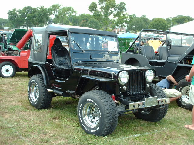 pix from 2009 all breeds jeep show PICT0171