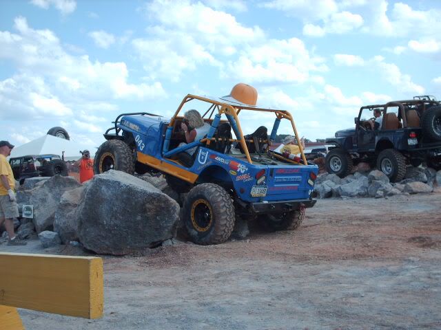 pix from 2009 all breeds jeep show PICT0184