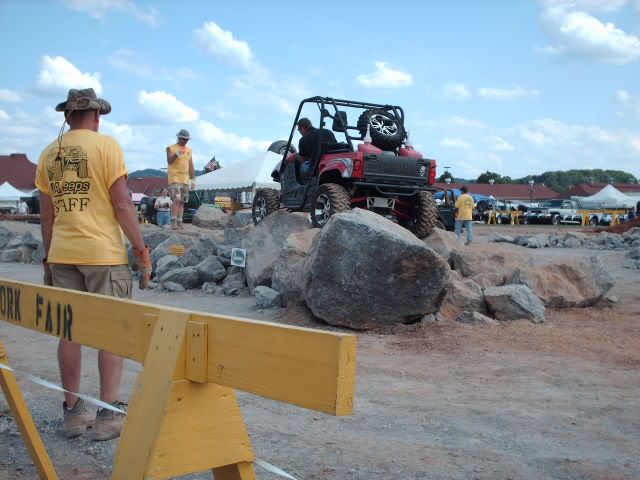 pix from 2009 all breeds jeep show PICT0202