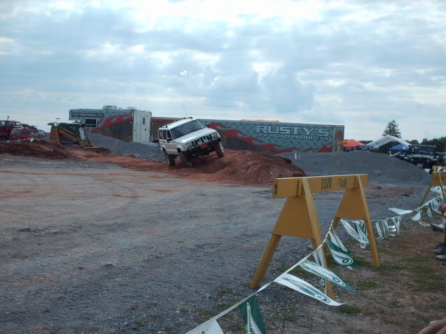 pix from 2009 all breeds jeep show PICT0204