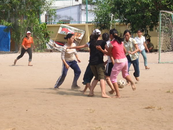 Ảnh của đội đá banh PN IMG_0075