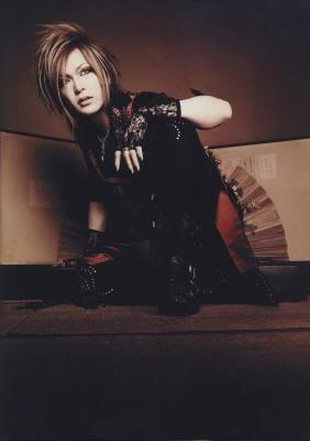 GazettE (Visual kei) - Pgina 12 Uruha