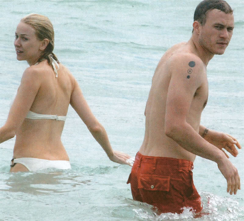 Heath Ledger Topless Pix...YUMMY! 14dec03bondi004