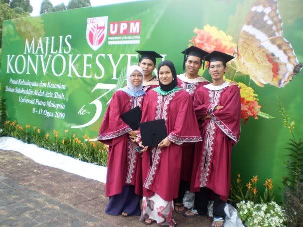 Farisian9903 @ UPM convocation Konvo4