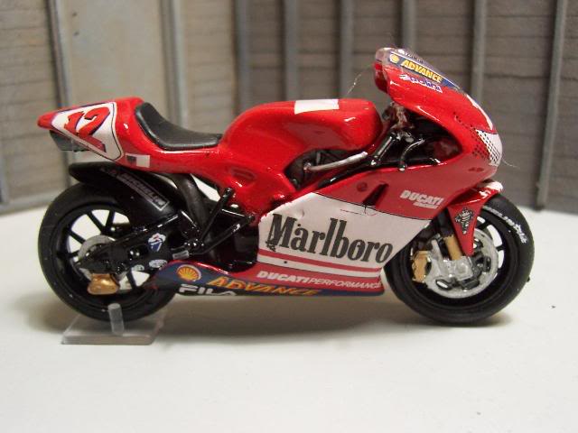 1:24th 500GP and MotoGP Bikes 100_2460