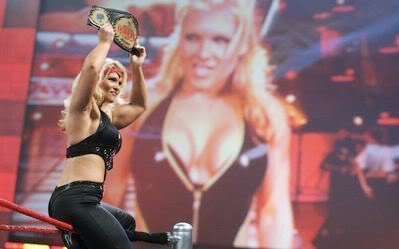 contrato beth phoenix Beth-1