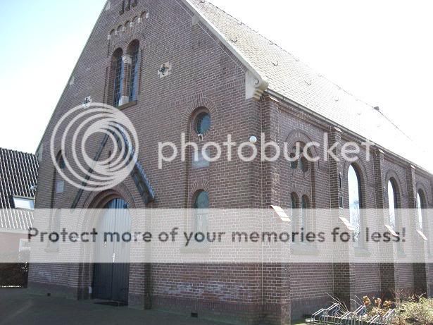 Nederlands Gereformeerde kerk te Donkerbroek, Netherlands Gereverkeerdekerk01-kopie
