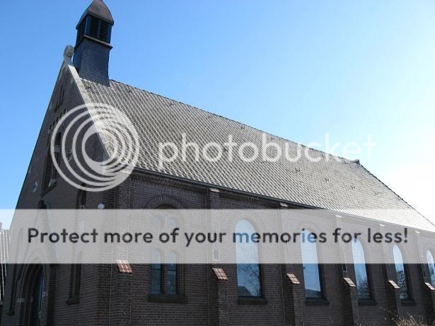 Nederlands Gereformeerde kerk te Donkerbroek, Netherlands Gereverkeerdekerk02-kopie