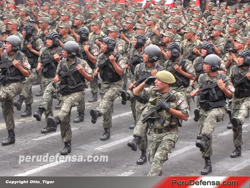 Fuerzas Armadas del Peru - Página 2 D200933