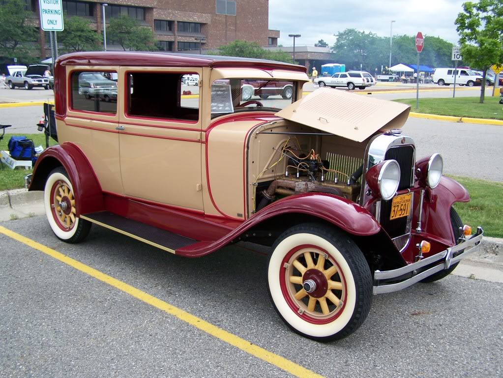 2010 Oldsmobile Homecoming car show - 56k, don't even bother. 100_4683