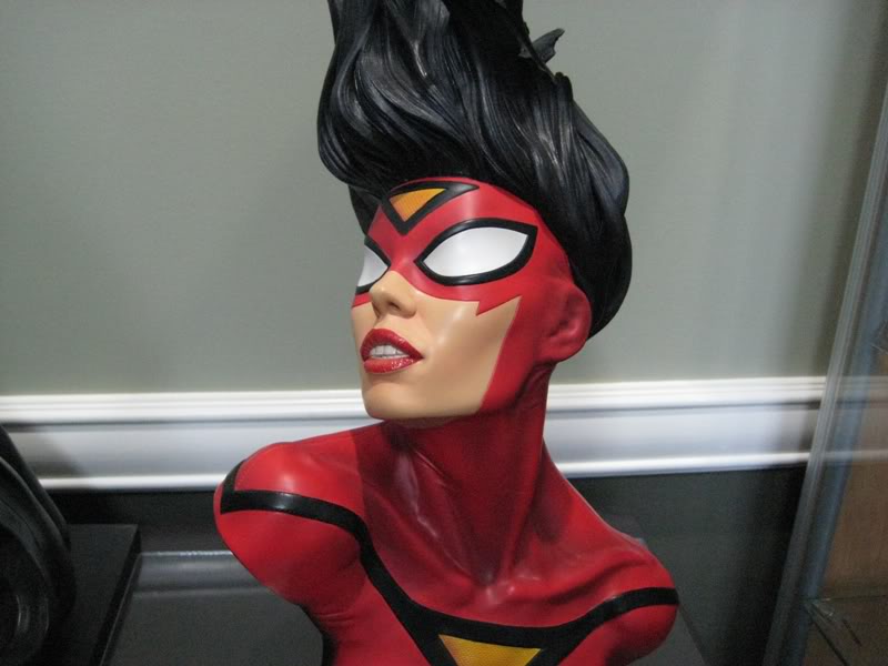 SPIDERWOMAN Legendary scale bust IMG_1086