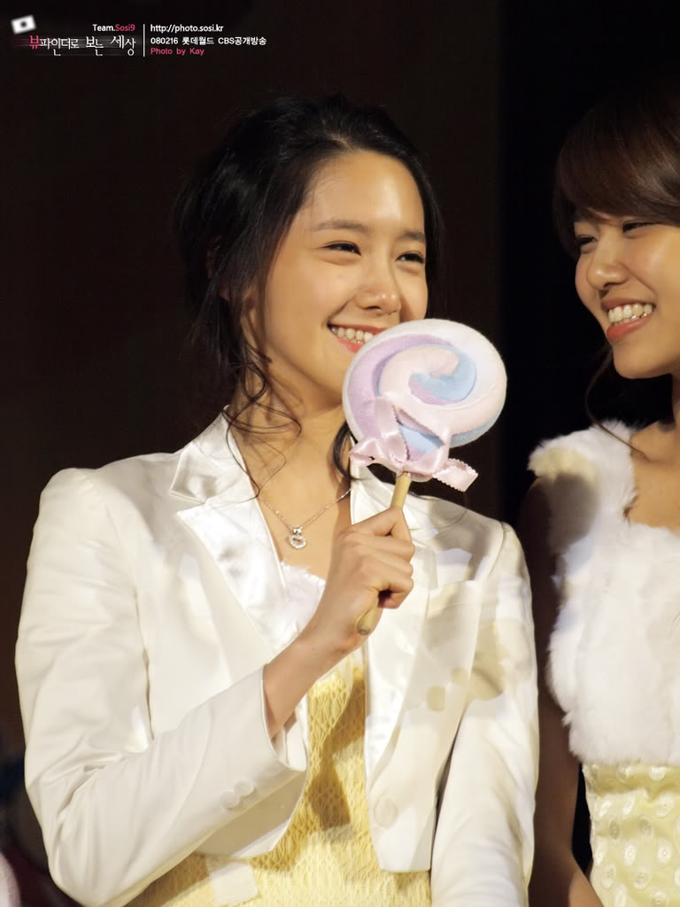 [PIC/GIFS][4/12/2011].:♥:.[Sooyoung + Yoona = SooNa].:♥:., FOOD is so..Important-Shikshin Download-2blog