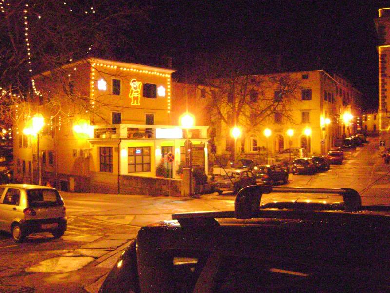 Va Labine by night Picture021-2