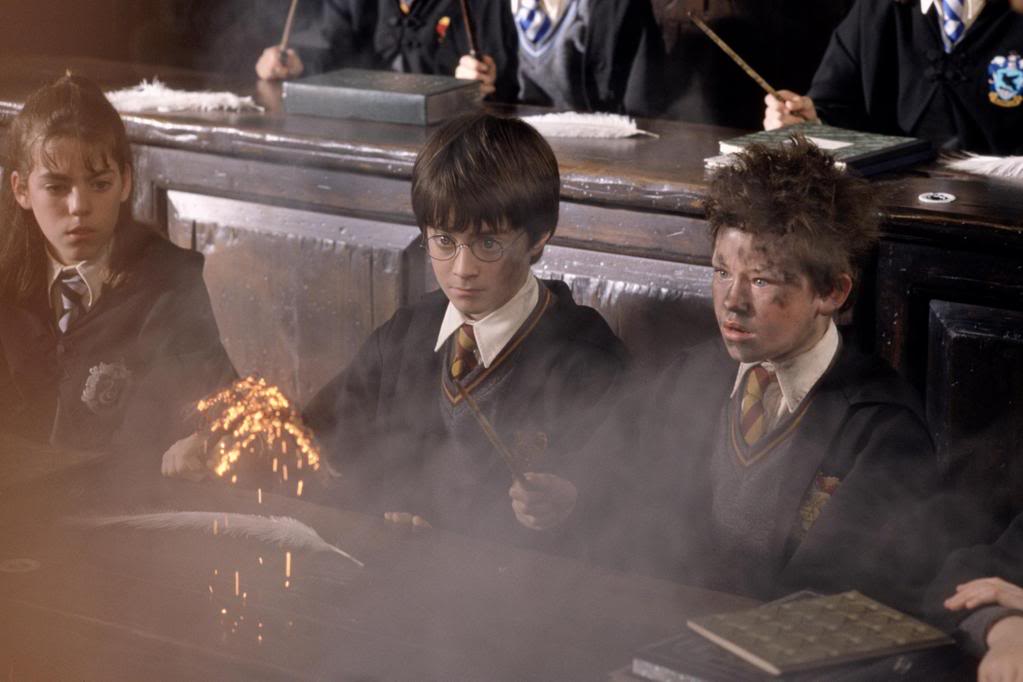 [Movie - 2001] Harry Potter and the Sorcerer's Stone Daniel_radcliffe_devon_murray_harry