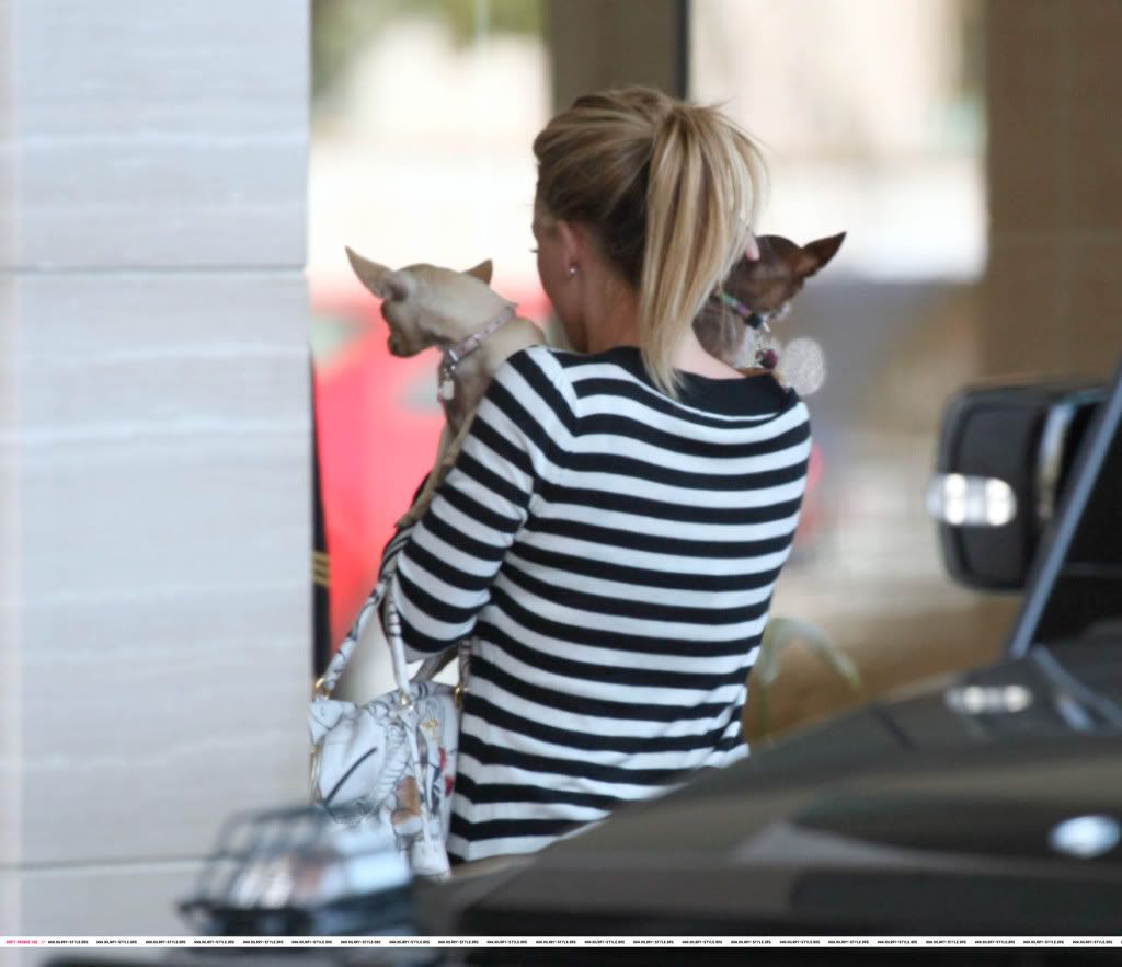 [June -2008] Candids - Page 2 09