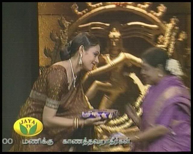 CAPS OF SHOBANA FROM DIFERENT TV FUNCTIONS CH091_1209_082757