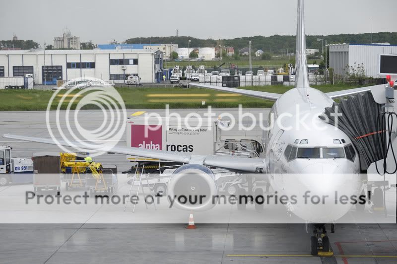 Aeroportul Bucuresti ( Henri Coanda/Otopeni )- Mai 2011 - Pagina 5 _D7C51079