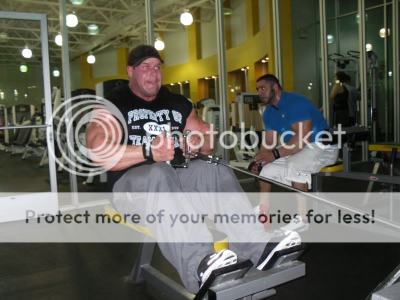 Jay Cutler avant Olympia 2009 - Page 20 SDC10342