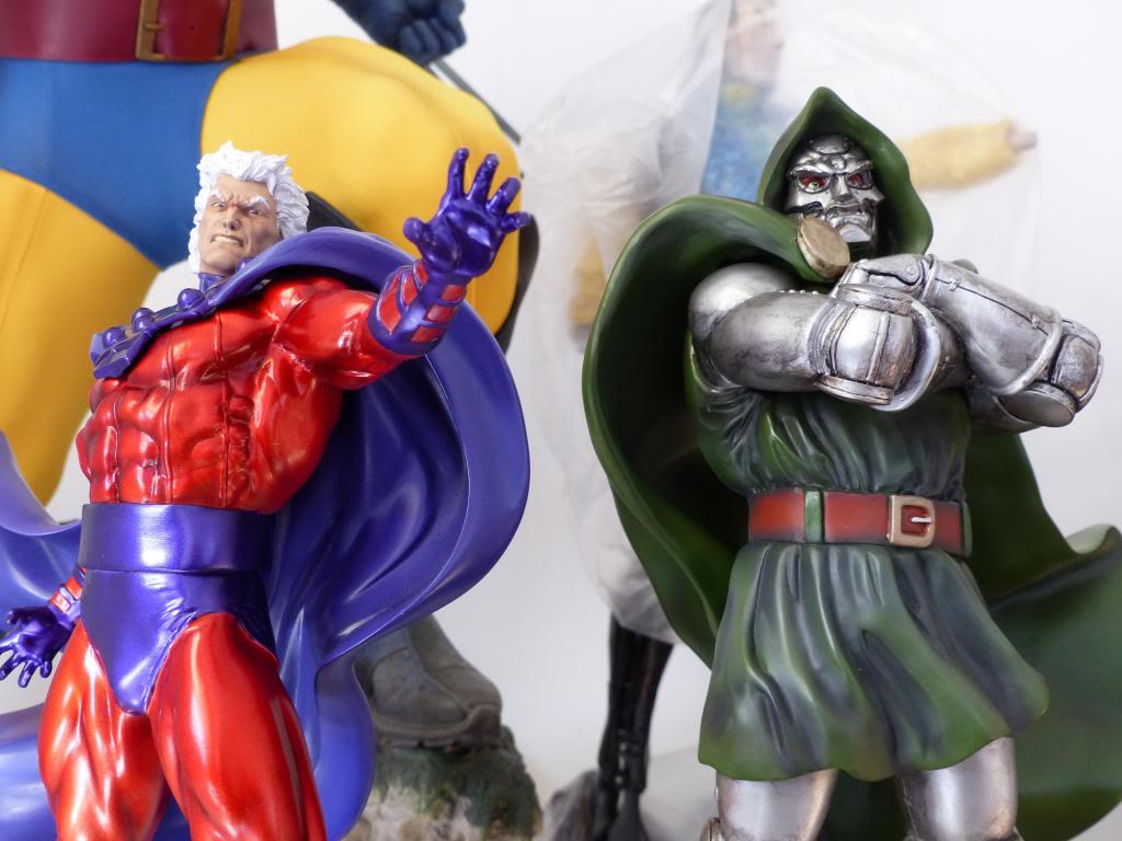 Kotobukiya Magneto Repaint P1000780