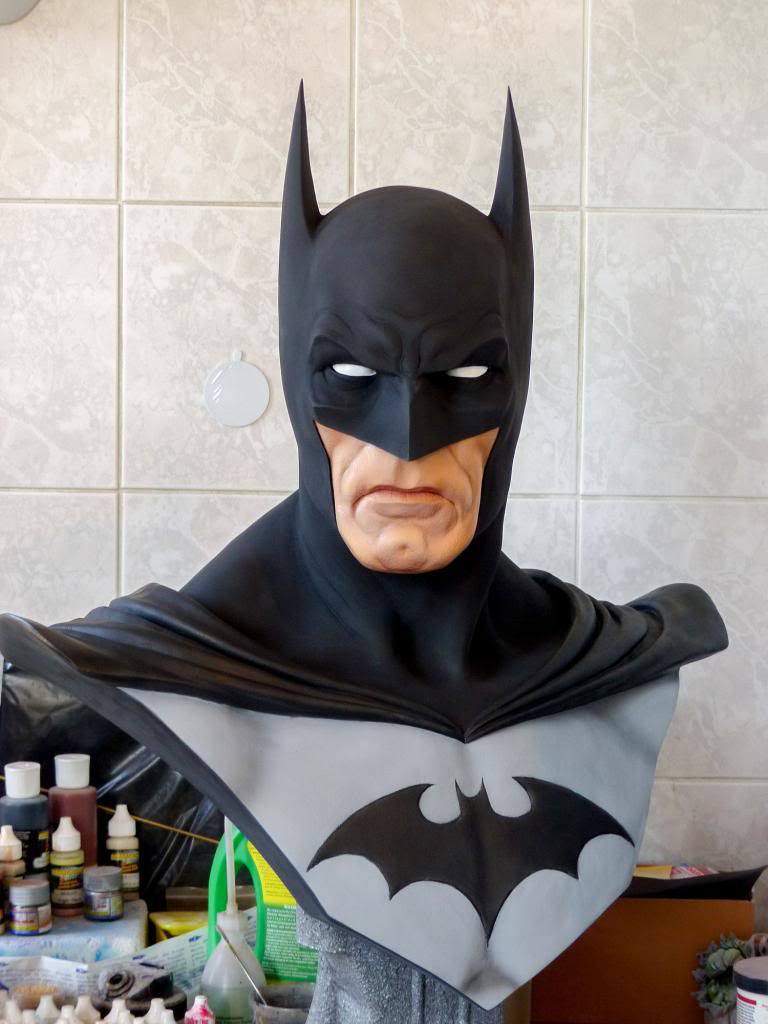 Repaint Buste 1/1 Batman Sideshow  P1010071-2