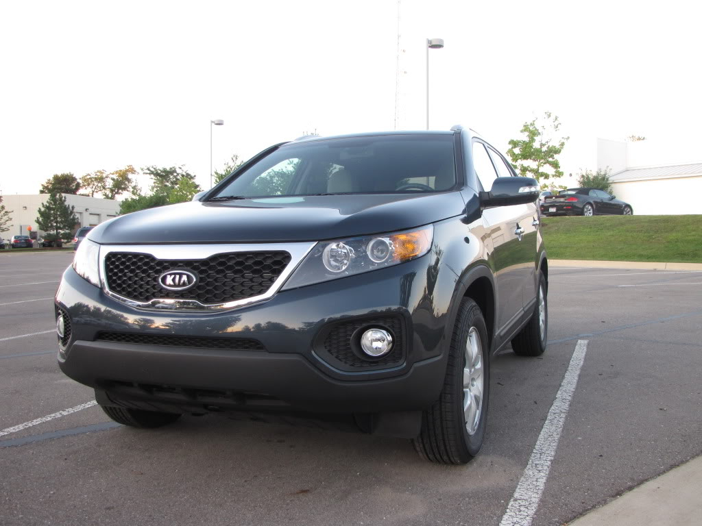 2011 Kia Sorento 2000 miles - 21,500 obo Kia1