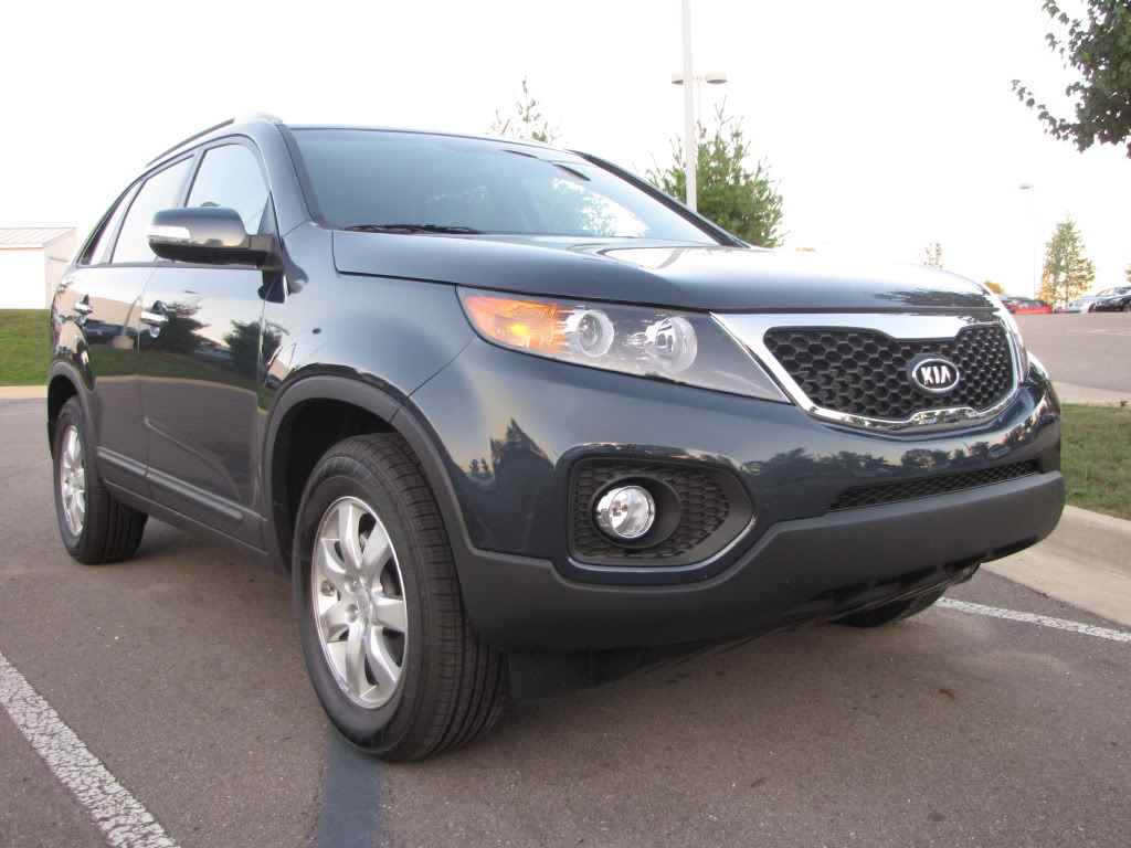 2011 Kia Sorento 2000 miles - 21,500 obo Kia2