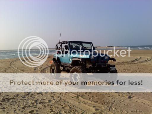 Jeeps on the Beach 2009.... - Page 3 Beach2