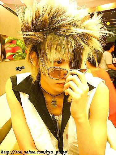 Ryu [ >:) ] Hot boy Tp HCM =)) 1c04