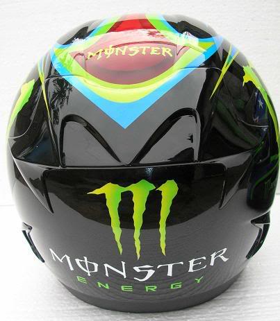 WTS : Helm Airbrush Motif Monster Energy DSCN3569