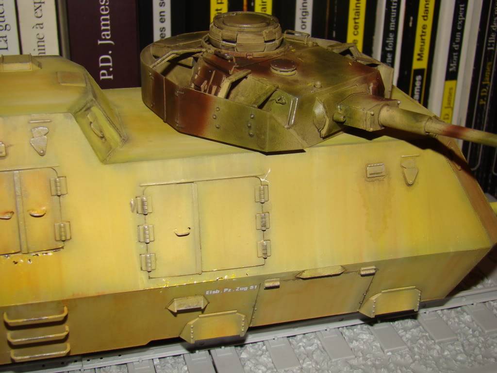 Panzerjager Triebwagen 51 - Page 2 DSC07545