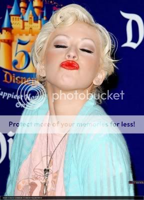 Christina Aguilera Normal_04hq