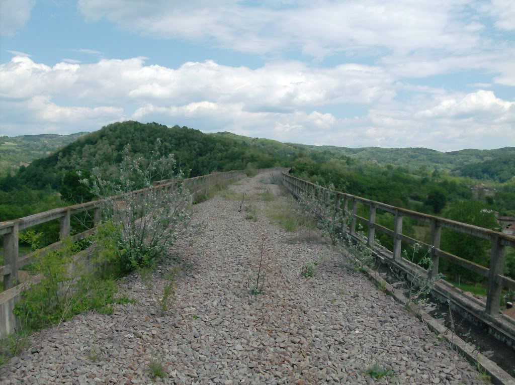 Excursie Ramnicu Valcea - Blidari (pe calea ferata Valcea - Valcele) DSCNO013