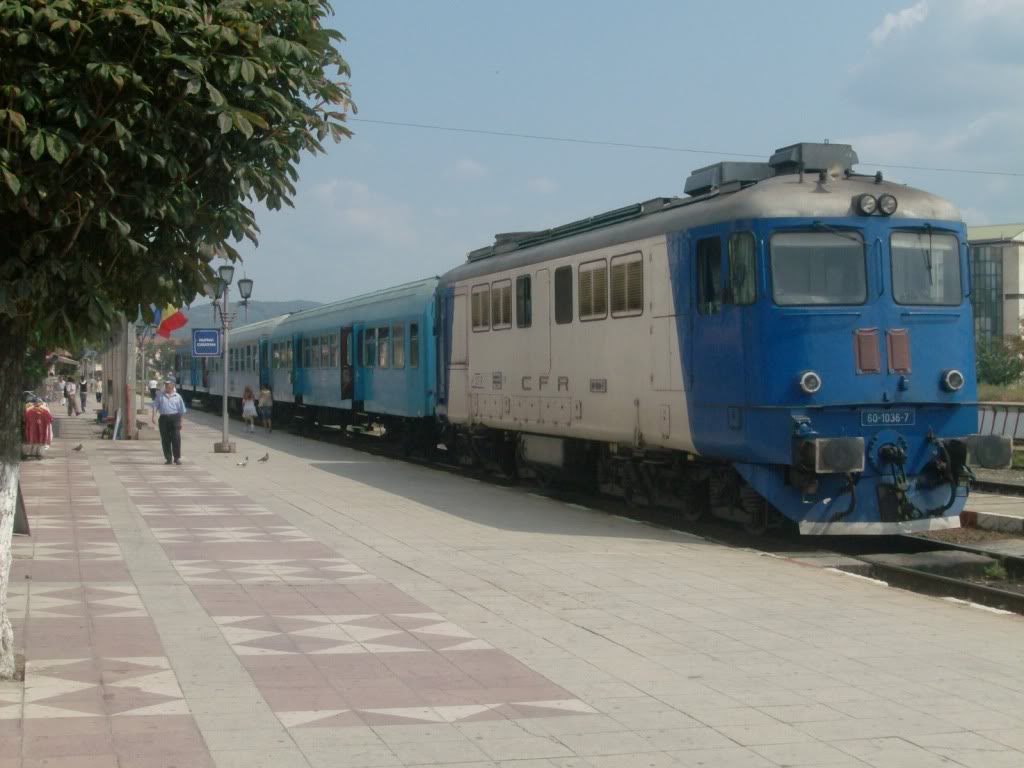 Ramnicu Valcea - Piatra Olt 25.08.2009 HPIM1146