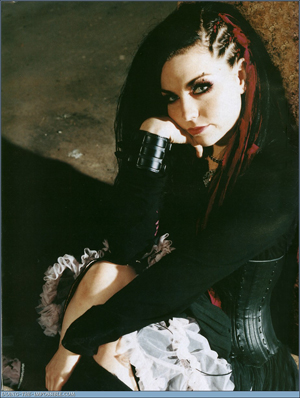 , فنانات استايلهم emo .,  Amy_Lee2